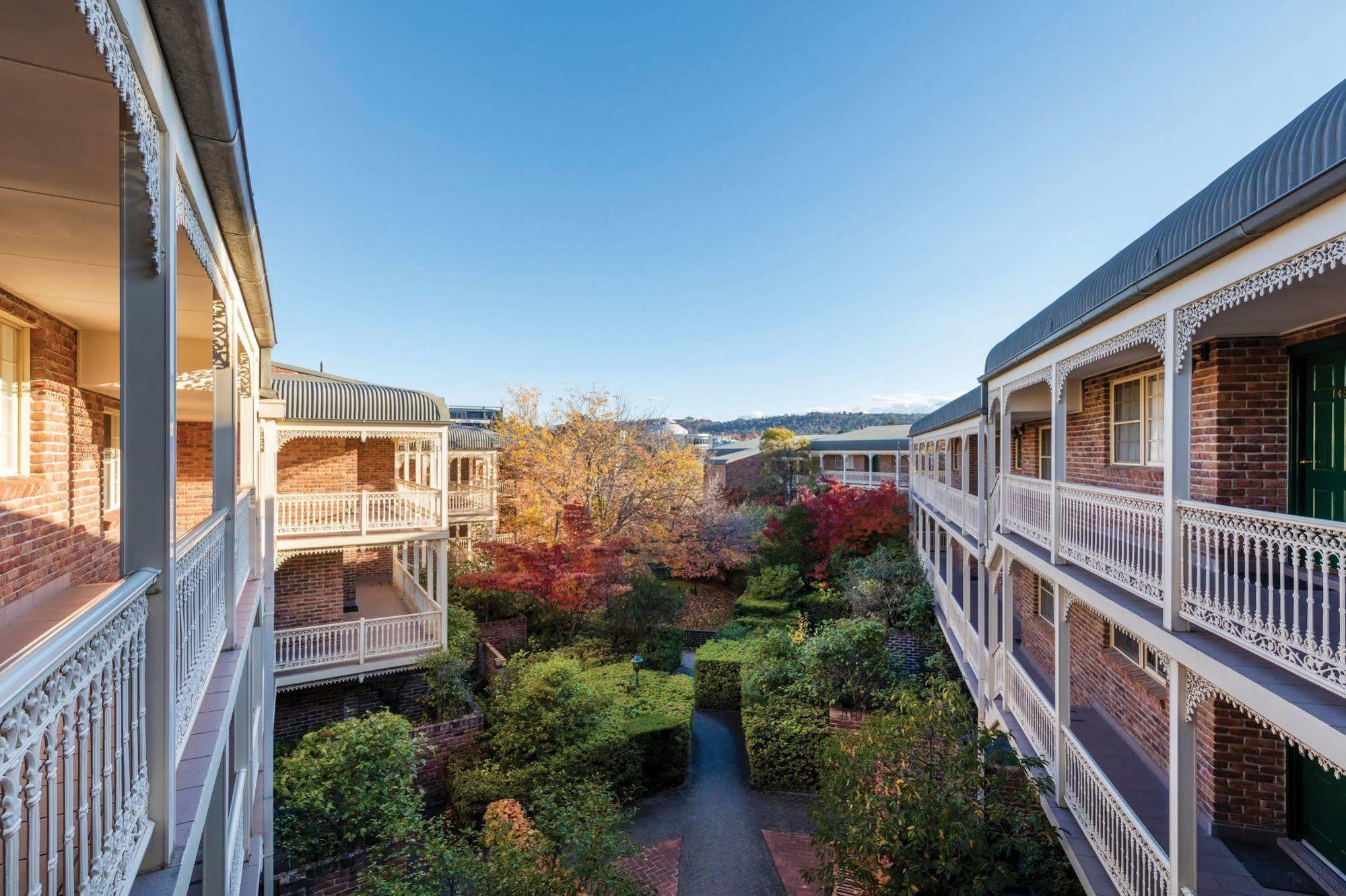 Adina Serviced Apartments Canberra Kingston Экстерьер фото